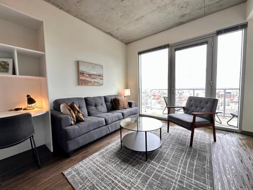 Flexhome East Side Studio UR3 in Milwaukee, USA