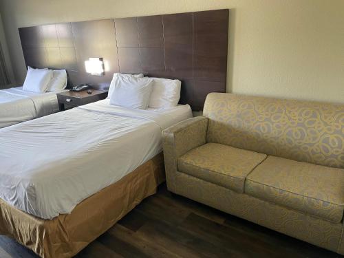 Travelodge by Wyndham Tuscaloosa - main image