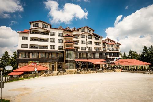 Snezhanka Hotel - Half Board - main image
