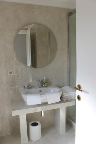 Galileo Luxury Terrace Suites Rome - image 13
