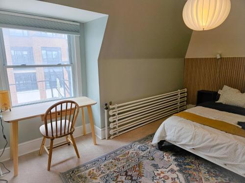 Ottawa Downtown Cozy Guesthouse Room Type - Deluxe Double Room