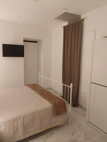 Standard Quadruple Room image 10