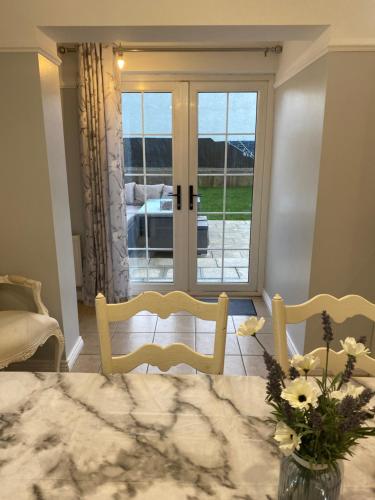 House in Mid Ulster - Sleeps 8