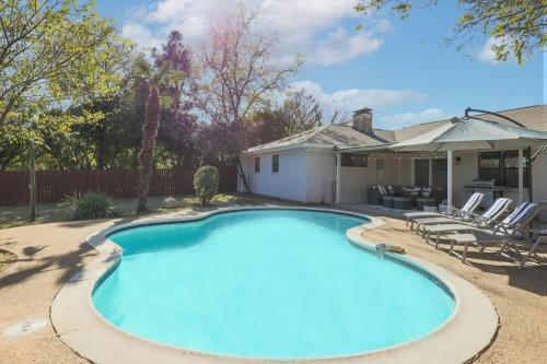 Beautiful Modern Home Pool for Groups and Families