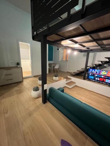 Da Lello: Luxury Loft strategico in Marigliano