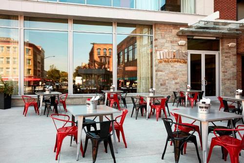 Ithaca Marriott Downtown on the Commons - image 13