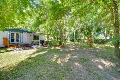 Cozy Fort Pierce Cottage on Farm Animal Rescue! in Lakewood Park (FL)