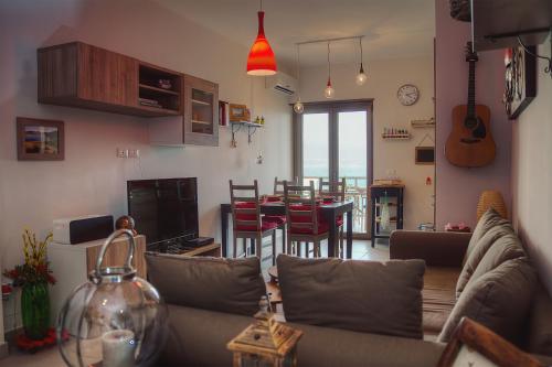  Luxury Apartment in Messina