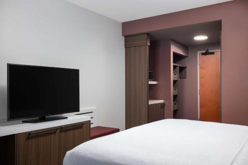 Hilton Garden Inn Kalispell - main image