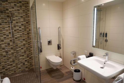 Hilton Garden Inn Frankfurt City Centre - image 13