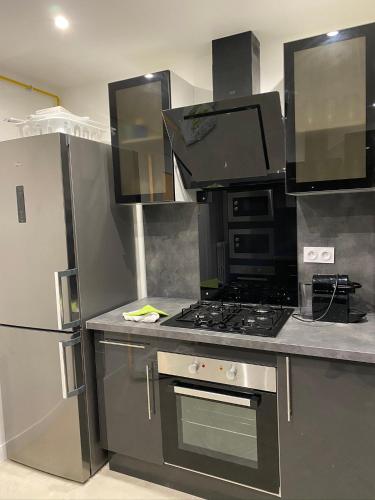 Appartement Amaya 1 - 100 m2 Paris 2024 near Gare RER de Cergy Préfecture