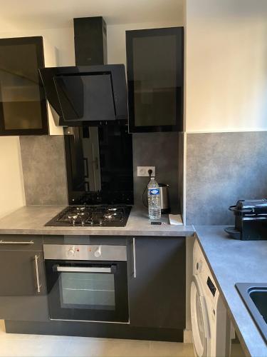 Appartement Amaya 1 - 100 m2 Paris 2024 near Gare RER de Cergy Préfecture