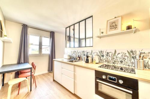 köök, Le Verde - Ravissant appartement cosy in Saint-Genis-Laval