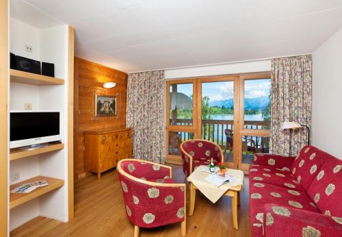 2 bedrooms, 3 beds