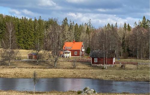 4 Bedroom Beautiful Home In Rrvik