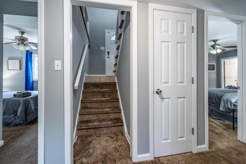 View, Homely & Alluring 5 bedrooms in Atlanta by Deity Villas in Fulton Country Airport