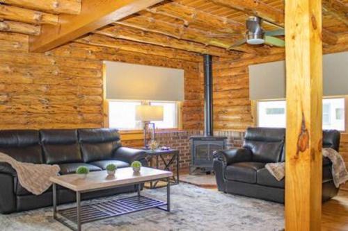 Colgate Cabin #6 in Hamilton (NY)