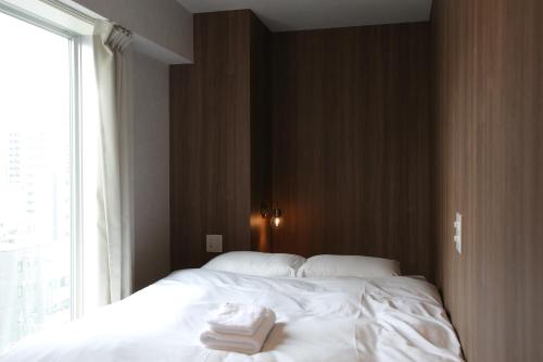 Double Room with Shared Bathroom image 6