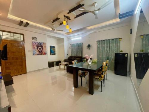 Beautiful 2bhk near Begumpet