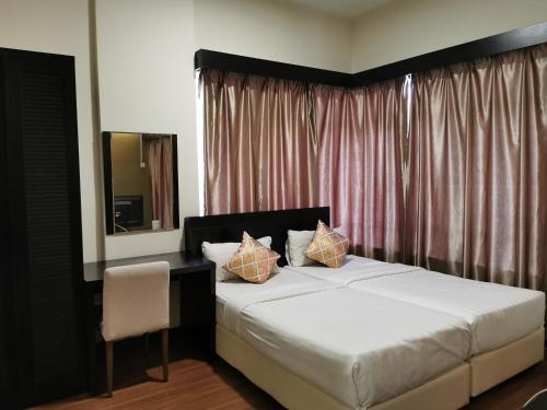 Staycation - Studio Apartment  image 10