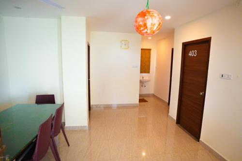 Зручності, SAARA INN in Пондічеррі