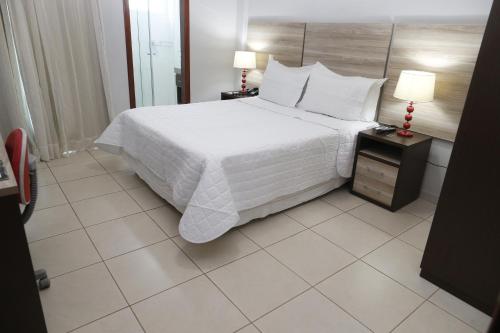 Hotel Eldorado Hotel Eldorado is conveniently located in the popular Paracatu area. The property features a wide range of facilities to make your stay a pleasant experience. 24-hour front desk, express check-in/chec