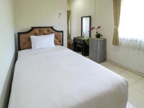 Tuban Torres Accommodation - Tap to explore photos