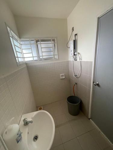 Setia 9 Austin Near LongSing YiJia HeLiXuan New Cathay Restaurant Setia 9 Austin Near LongSing YiJia HeLiXuan New Cathay Restaurant