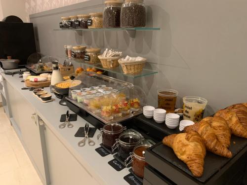 Logis Hotel Restaurant Le Moulin de la Coudre - 식음료(F&B)