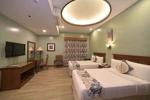 room detail thumbnail 1