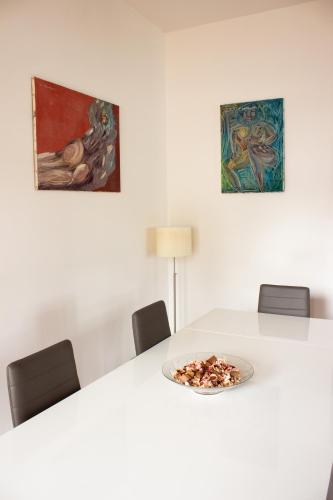 Wonderful Villa Bustini with pool, Roma