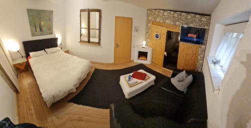 Double Room - Basement