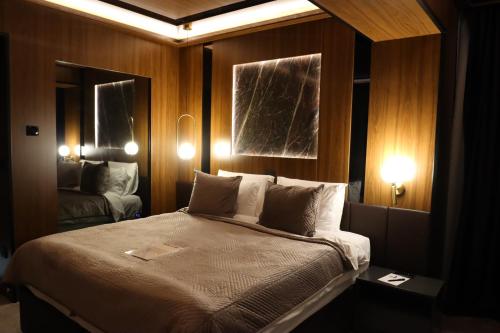 541363607 Hotel Macedonia Square