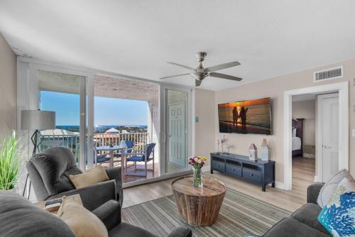 Dolphin Point #602A by RealJoy Vacations - image 14