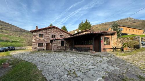 西塞罗埃尔莫利诺酒店