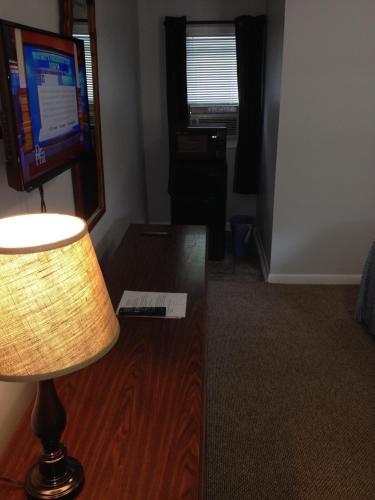 McGregor Inn Motel - image 3