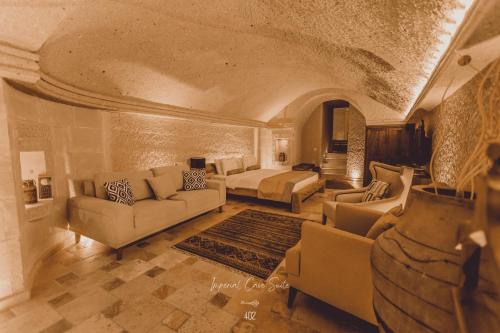 Nino Cave Suites