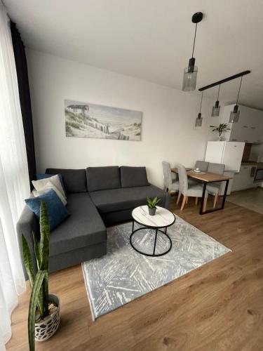 SUNNY STUDIO AZUR SUNNY STUDIO AZUR