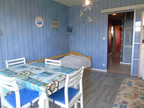 ห้องส่วนกลางสำหรับนั่งเล่น/ดูทีวี, Les Vignes in แซ็ง-ฌ็อง-เดอ-มงต์