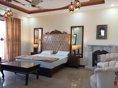 Khayaban-e-Amin Luxurious Apartments - image 11