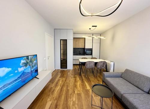 New Bazaar, Grand Apartment, Tirana