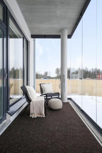 Balcony/terrace, LadyCrane apartment, sauna and parking in Kirkkonummi