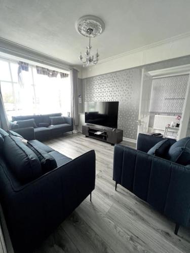 No. 206 - Spacious 5 Bed, Liverpool