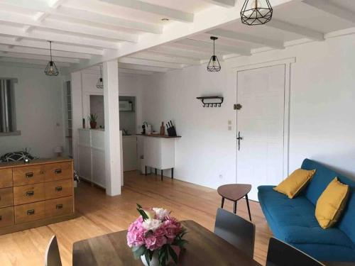 Studio independant dans maison basque - Location saisonnière - Bassussarry