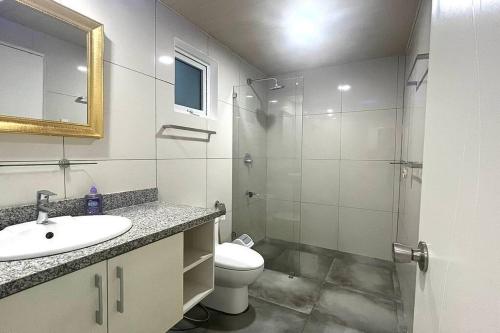 Sheryll Escapes - Kandi Palace 9 floor, 1BR! Housekeeping, Netflix!, Angeles (photo 8)