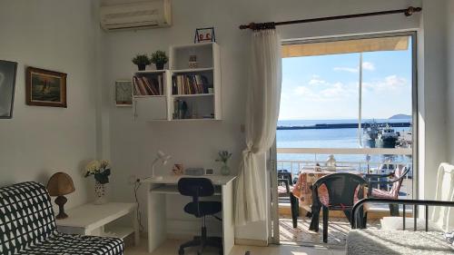 Home by the sea - Apartment - Karistos