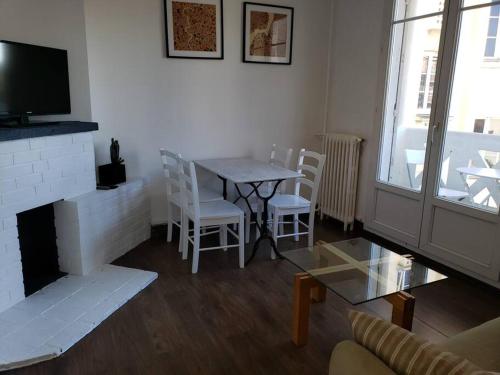 Bel Appartement Colombes Centre - Location saisonnière - Colombes