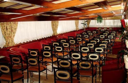Hotel Champagne Palace - image 5