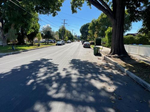 Private 1bedroom & 1bathroom home perfect for 2+ near Universal studio in Van Nuys, USA