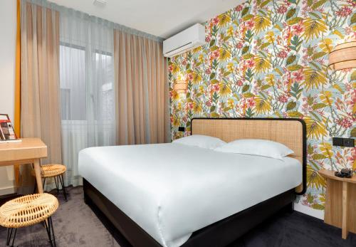 1 queen bed